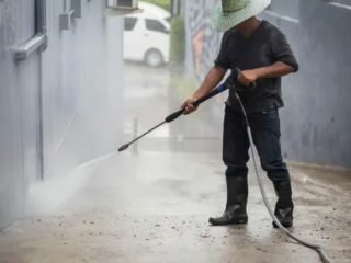 gutter-cleaning-in-greensborough-small-0