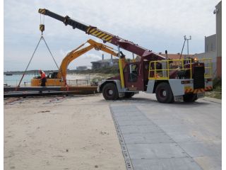 heavy-duty-track-mats-hire-for-reliable-ground-protection-small-1