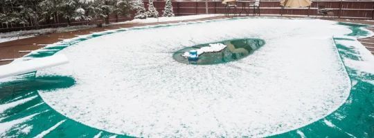 extend-your-swimming-season-with-energy-saving-pool-covers-big-1