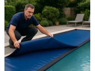 extend-your-swimming-season-with-energy-saving-pool-covers-small-0