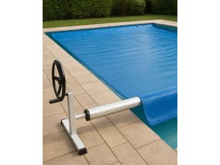 extend-your-swimming-season-with-energy-saving-pool-covers-small-2