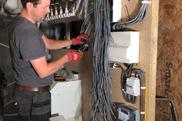 electrician-aberdeen-reedie-electrical-experts-big-0