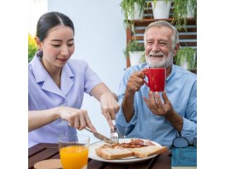 professional-home-care-assistance-that-families-can-trust-small-0