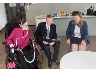 caring-support-workers-available-for-daily-home-assistance-small-2
