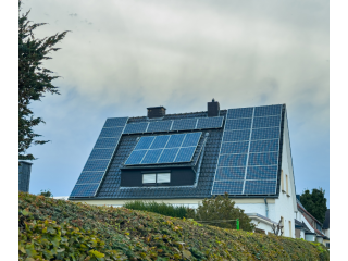 cut-your-bills-with-smart-solar-in-townsville-local-experts-small-0
