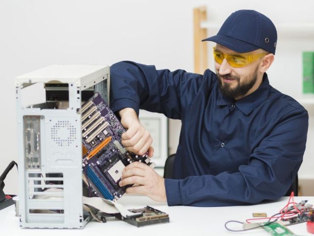 fast-reliable-computer-repair-service-in-brisbane