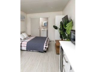 temporary-office-rental-portable-ready-to-use-offices-small-2