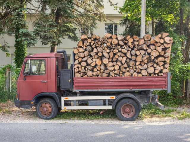 quality-firewood-delivery-in-wollongong-you-can-trust