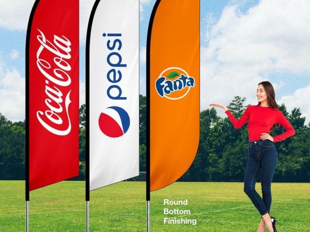 feather-flags-high-impact-branding-for-maximum-visibility