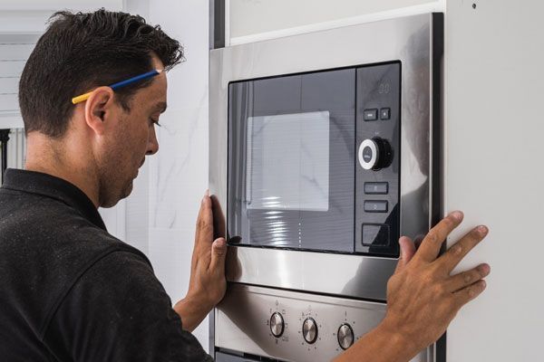 microwave-leakage-testing-in-melbourne-powerq-test-and-tag-big-0