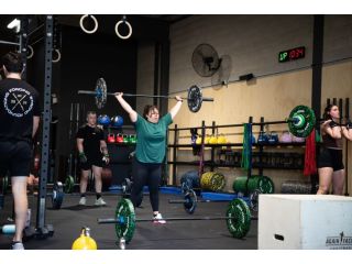 train-stronger-with-a-supportive-fitness-community-in-canberra-small-0