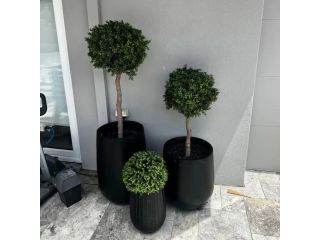 decorative-artificial-topiary-balls-for-garden-styling-small-0