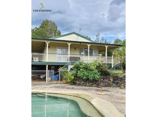 best-residential-painter-sunshine-coast-ysm-painting-services-small-0