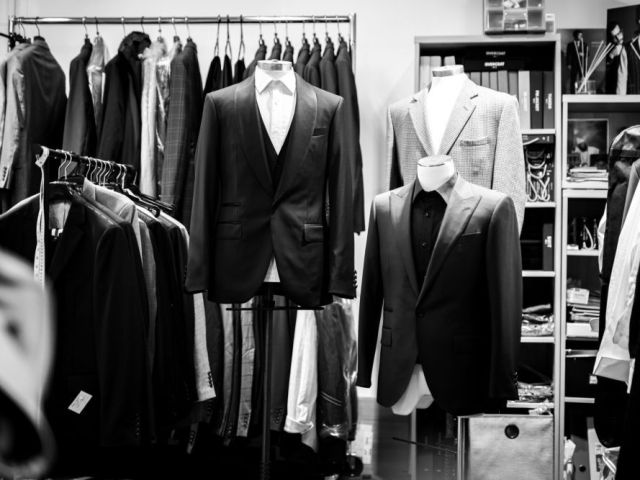 what-makes-a-custom-tailored-suit-ideal-for-a-perfect-fit