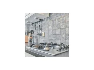 professional-kitchen-tiling-services-near-you-small-3
