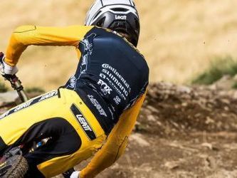 every-ride-with-the-right-mountain-bike-chest-protector