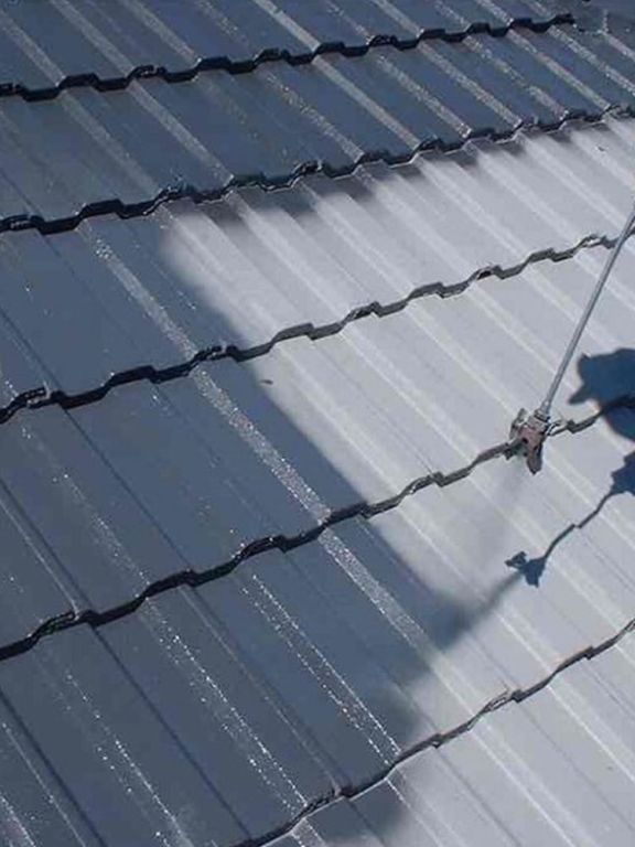 regular-roof-cleaning-services-in-gold-coast-big-3