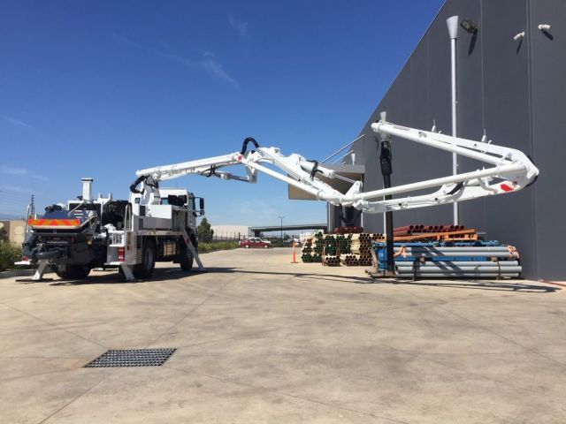 concrete-pumping-contractors-fast-reliable-service