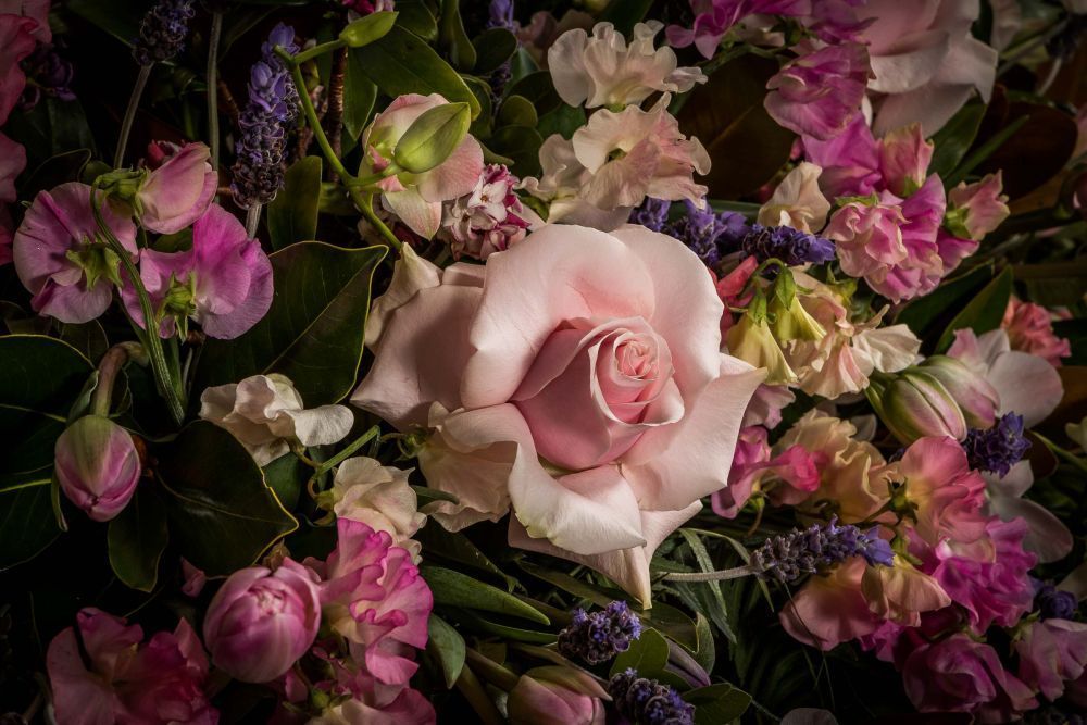 a-circle-of-light-for-a-final-farewell-with-hand-picked-wreaths-big-0