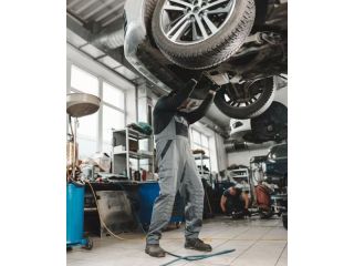 car-issues-in-causeway-get-a-repair-quote-before-damage-grows-small-1