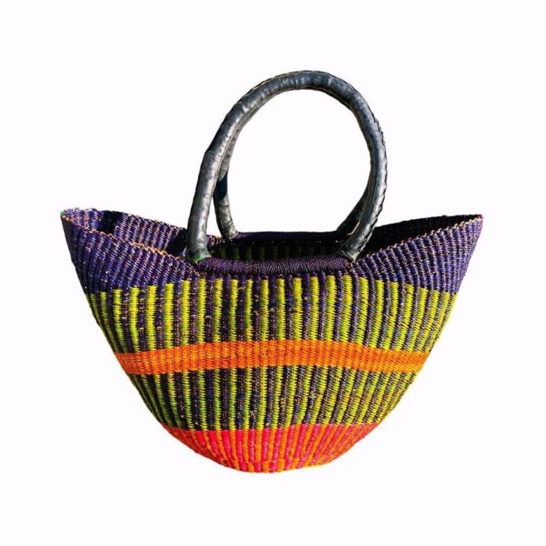 bring-ease-and-style-to-the-beach-day-with-beach-baskets-big-0