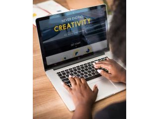 build-bold-brands-with-website-design-agency-in-giold-coast-small-0