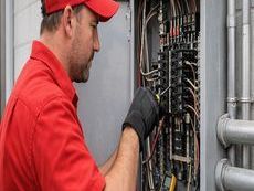 best-commercial-electrician-in-iluka