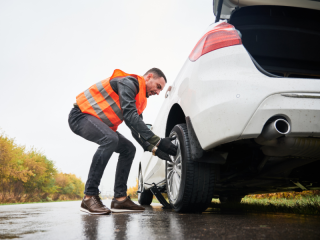 24-hours-roadside-assistance-in-park-ridge-near-you-small-0