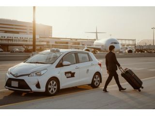 taxi-to-melbourne-airport-comfortable-airport-transfers-small-0