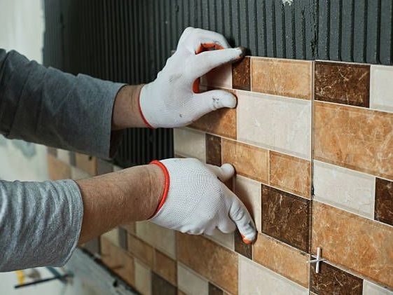 cheap-bathroom-tiling-often-fails-upgrade-before-damage-spreads