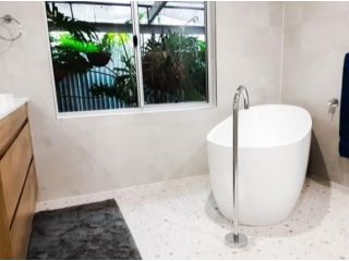 quality-high-end-bathroom-renovation-adelaide-small-0