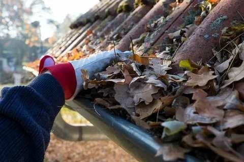 gutter-cleaning-in-clunes-big-0