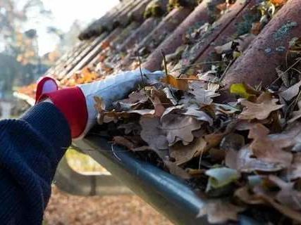gutter-cleaning-in-clunes