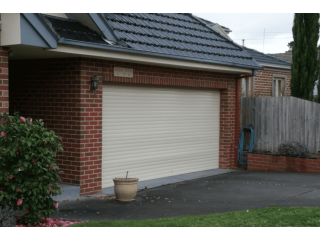 your-local-supplier-for-purchasing-roller-shutters-small-0