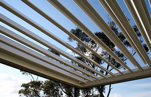 louvred-roof-smart-and-stylish-outdoor-living-solution-big-0