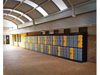 durable-and-stylish-outdoor-storage-lockers-small-0
