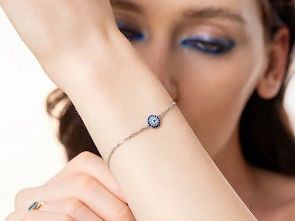 signature-evil-eye-bracelet-design-zehrai