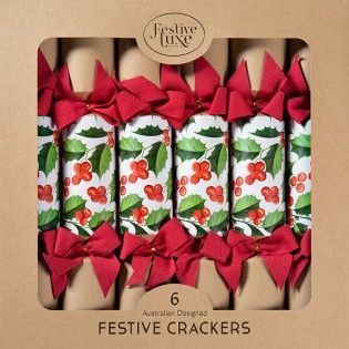 australian-christmas-bon-bons-for-a-fun-and-festive-table-setup-big-0