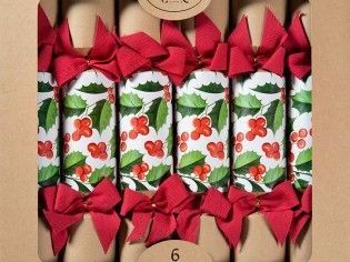 australian-christmas-bon-bons-for-a-fun-and-festive-table-setup