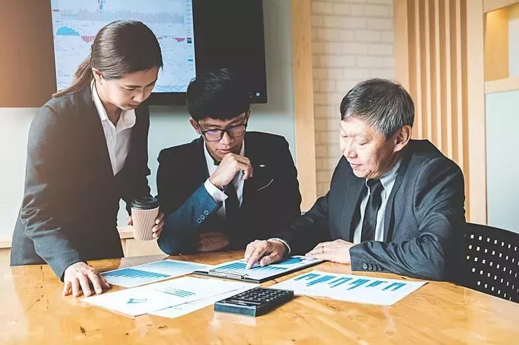 take-better-decisions-with-expert-accounting-advisory-services-big-0