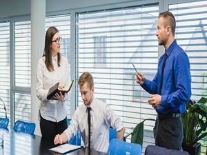 find-professional-service-advisor-training-for-better-results