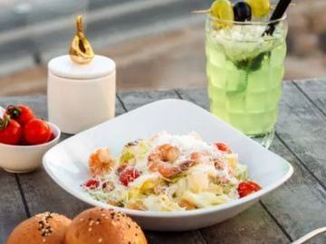 happy-hour-bars-near-me-waterfront-drinks-at-junipers-glenelg