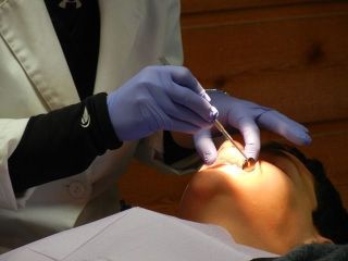 cosmetic-collingwood-dentist-for-a-perfect-smile-small-0
