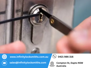 trusted-residential-locksmith-for-safer-homes-today-small-0