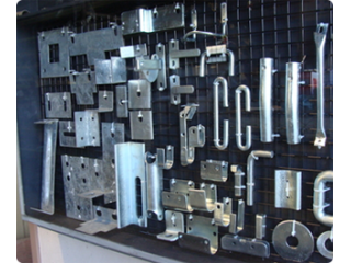 affordable-steel-posts-brackets-supplies-small-1