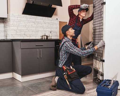 fridge-breakdown-at-worst-time-get-help-before-food-spoils