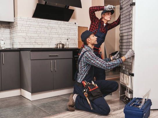 fridge-breakdown-at-worst-time-get-help-before-food-spoils