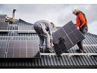 hire-trusted-solar-installers-today-small-1