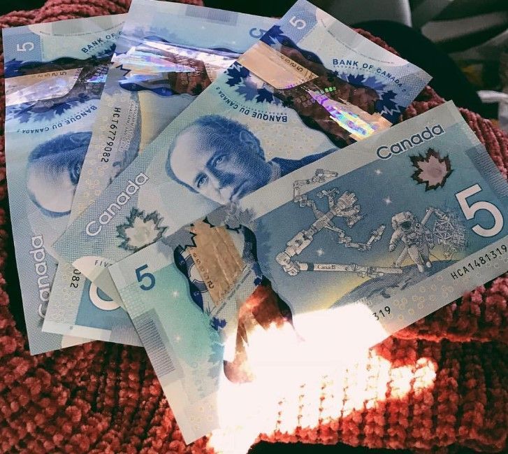 buy-canadian-5-dollar-bill-big-0
