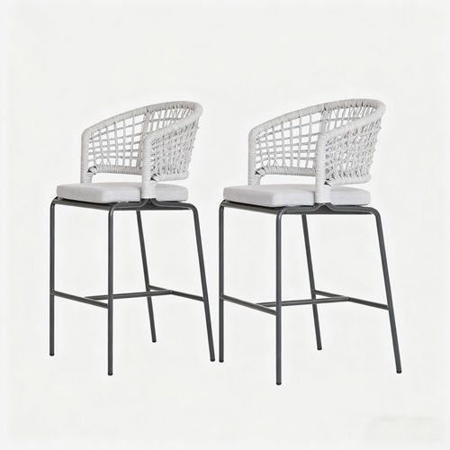 high-quality-outdoor-bar-stools-for-every-patio-big-0
